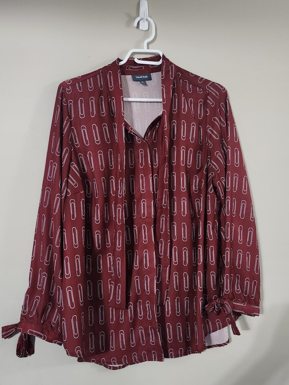 Market & Spruce Burgundy Printed Tie-Neck Blouse